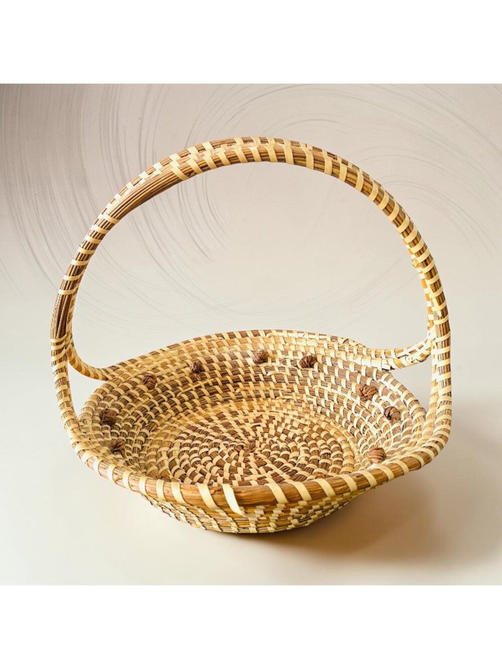Handmade Gullah Sweetgrass Basket with Handle Charleston Lowcountry Woven Basket